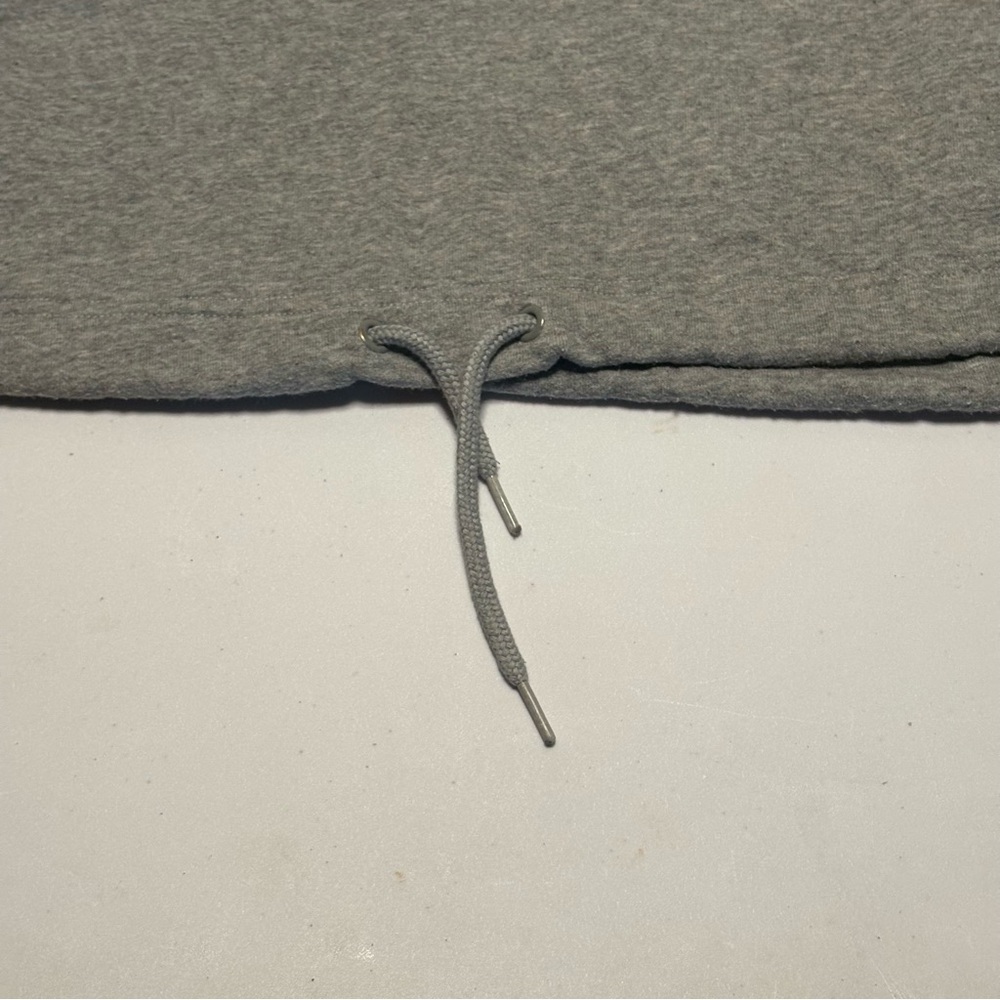 Nike Heather Gray Sweatshirt - Picture 2 of 9